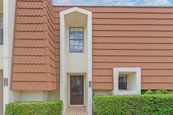 Chateaulaine, 125 NW 115th Ter, Plantation, Florida 33325, image 3