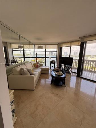 1000 Island Boulevard, 1000 W Island Blvd #911, Aventura, Florida 33160, image 2