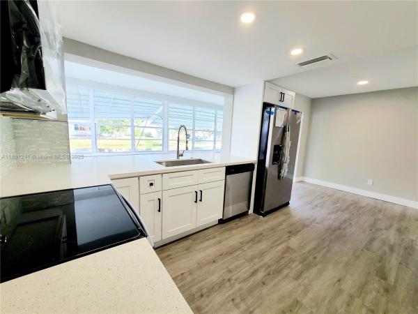 Oakland Estates, 4230 NW 52nd Ave, Lauderdale Lakes, Florida 33319, image 1