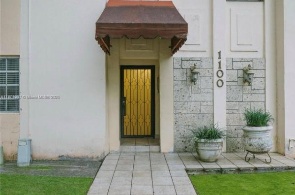 Salzedo Plaza, 1100 Salzedo St #3A, Coral Gables, Florida 33134, image 3