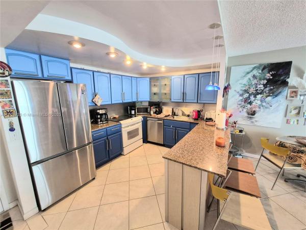 The Hallmark Of Hollywood, 3800 S Ocean Dr #818, Hollywood, Florida 33019, image 1