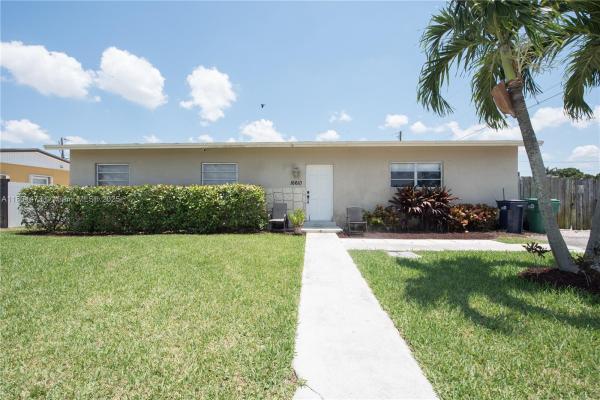 16610 SW 294th Ter, Unincorporated Dade County, Florida 33033, image 1