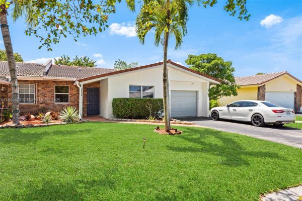 Coral Springs University Drive, 2426 NW 91st Ave, Coral Springs, Florida 33065, image 1