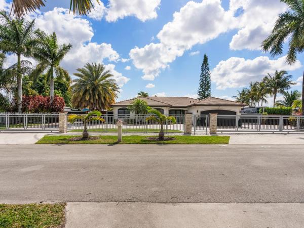 17091 SW 156th Ct, Miami, Florida 33187, image 1