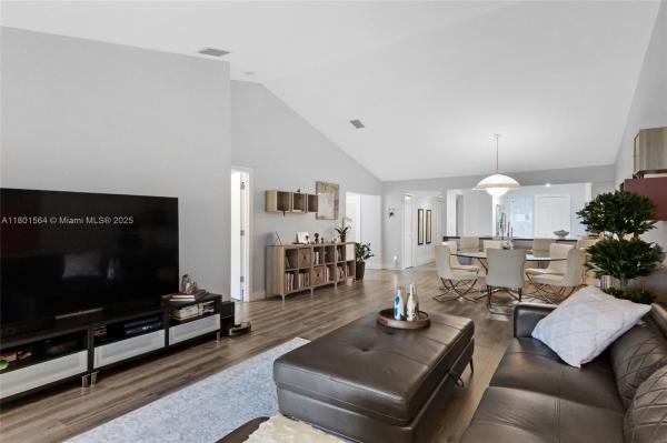 Weston, Florida 33326, image 1