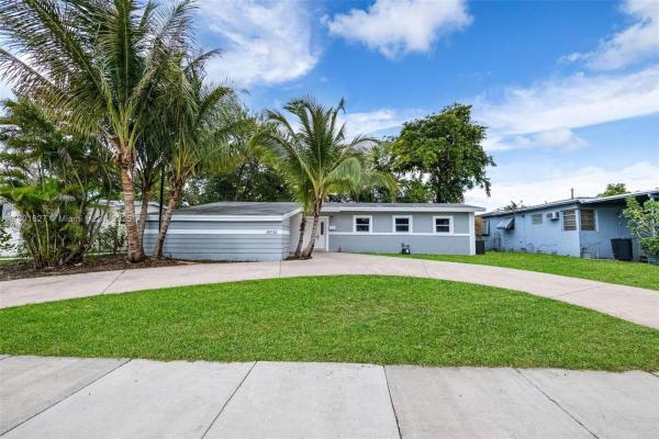19735 NE 12th Ave, Miami, Florida 33179, image 1
