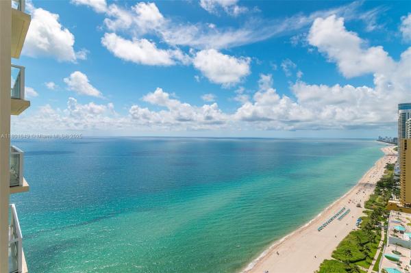 La Perla, 16699 Collins Ave #3401, Sunny Isles Beach, Florida 33160, image 1