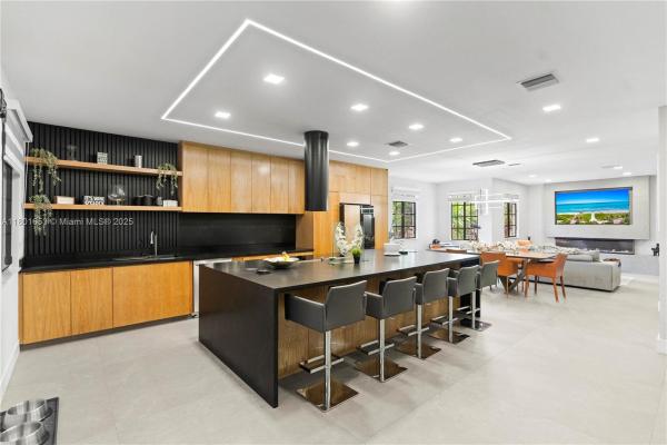 Mariposa Pointe, 1504 Passion Vine Cir #23-4, Weston, Florida 33326, image 1