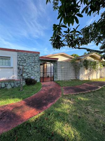 10935 SW 174th Ter, Miami, Florida 33157, image 1