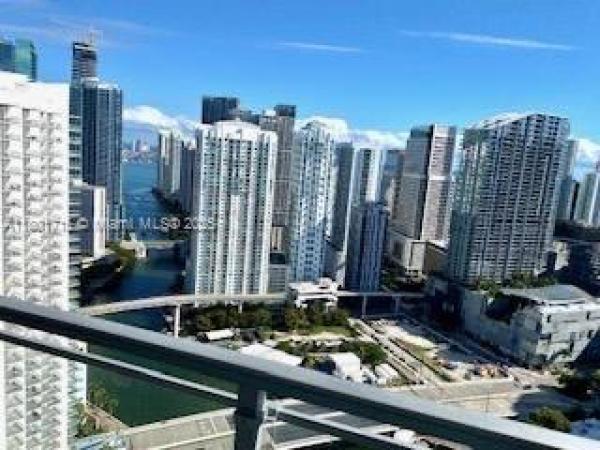 The Ivy At Riverfront, 90 SW 3rd St #4001, Miami, Florida 33130, image 2