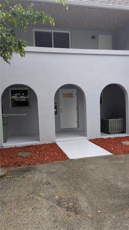 Palm Springs Villas, 7184 W 3rd Ave, Hialeah, Florida 33014, image 2