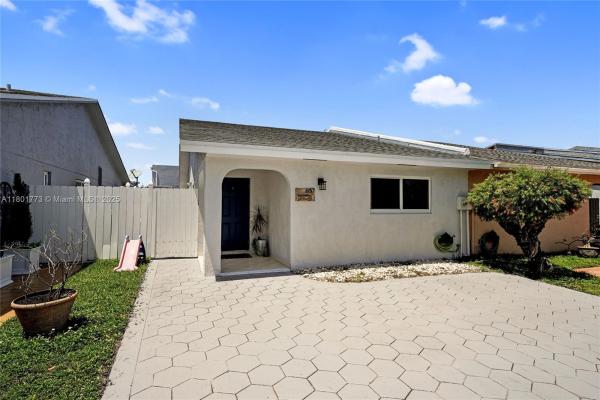 Mango Hill, 857 W 37th St, Hialeah, Florida 33012, image 1