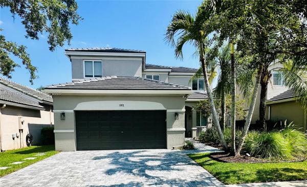 The Grove, 1192 Chinaberry Dr, Weston, Florida 33327, image 2