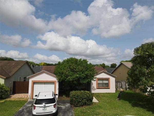 13338 SW 113th Pl, Unincorporated Dade County, Florida 33176, image 1