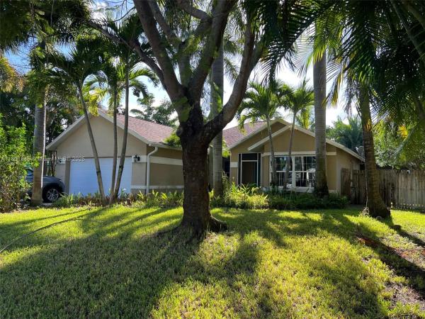 Sandhill Crossing, 2014 SE Mantua St, Port St. Lucie, Florida 34952, image 1