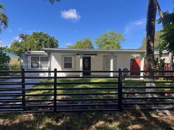 Fulford By The Sea, 1787 NE 179th St, North Miami Beach, Florida 33162, image 2