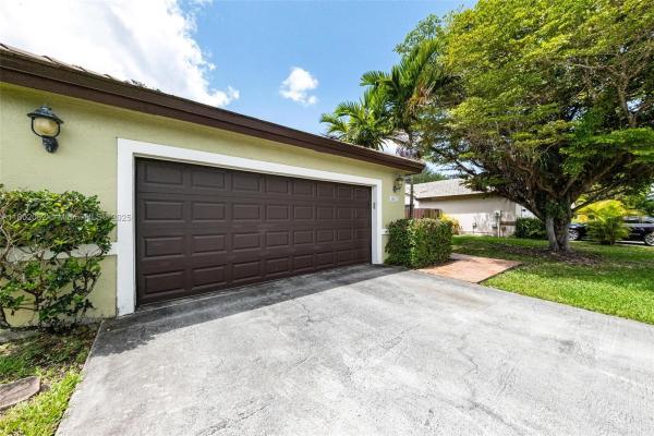 16112 SW 79th Ter, Miami, Florida 33193, image 3