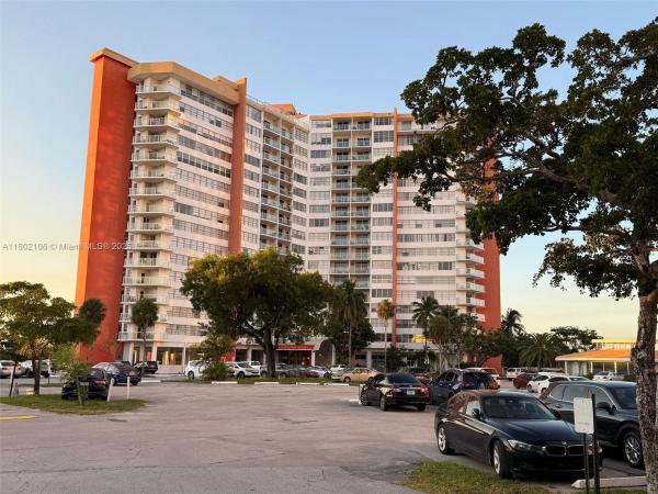 1301 NE Miami Gardens Dr #1025W, Unincorporated Dade County, Florida 33179, image 1