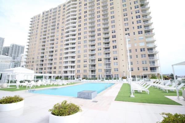 Isola, 770 Claughton Island Dr #809, Miami, Florida 33131, image 1