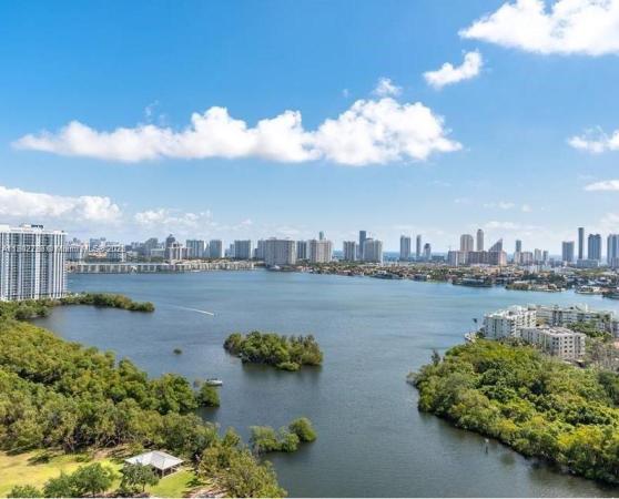 The Harbour North Tower, 16385 Biscayne Blvd #2103, North Miami Beach, Florida 33160, image 1