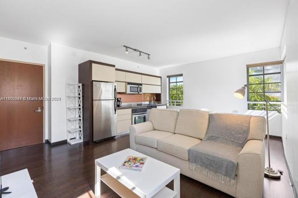 Governor, 435 21st St #308, Miami Beach, Florida 33139, image 1