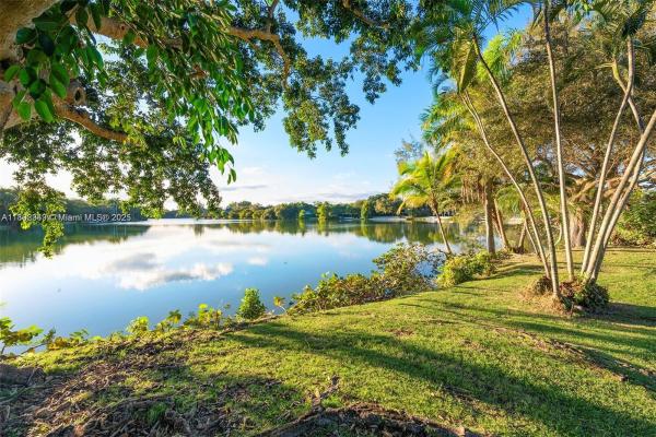 Hammock Lakes, 9000 School House Rd, Coral Gables, Florida 33156, image 2