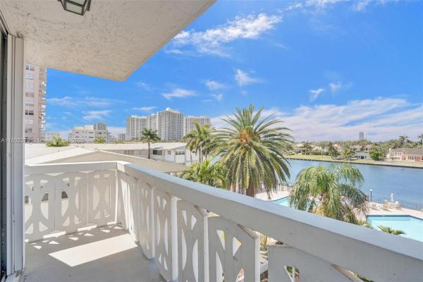 Ashleigh House, 3113 S Ocean Dr #410, Hallandale Beach, Florida 33009, image 1