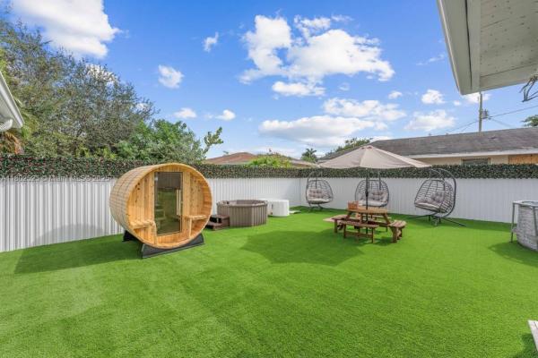 Bonnyview, 2128 Dock St, West Palm Beach, Florida 33401, image 1