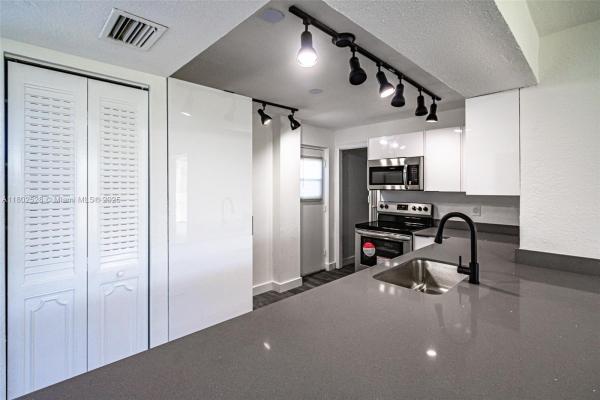 Boca Teeca, 250 NW 67th St #322, Boca Raton, Florida 33487, image 1