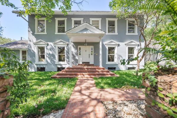 Biscayne Bay, 415 Tivoli Ave, Coral Gables, Florida 33143, image 1