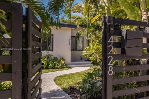 Griffins, 4228 NW 3rd Ave, Miami, Florida 33127, image 1