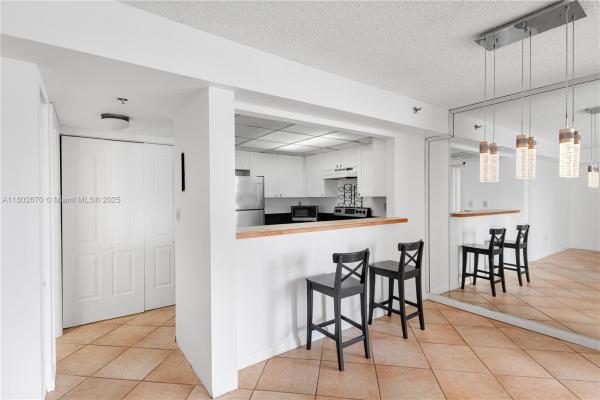 Brickell Key Two, 540 Brickell Key Dr #904, Miami, Florida 33131, image 2