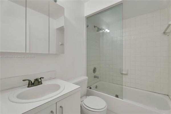 Catalina, 9826 SW 222nd Ter, Cutler Bay, Florida 33190, image 2
