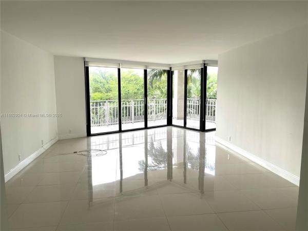 2000 Towerside Ter #407, Unincorporated Dade County, Florida 33138, image 1