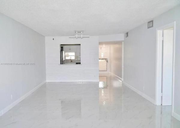 Hollybrook Golf & Tennis Club, 691 S Hollybrook Dr #208, Pembroke Pines, Florida 33025, image 1