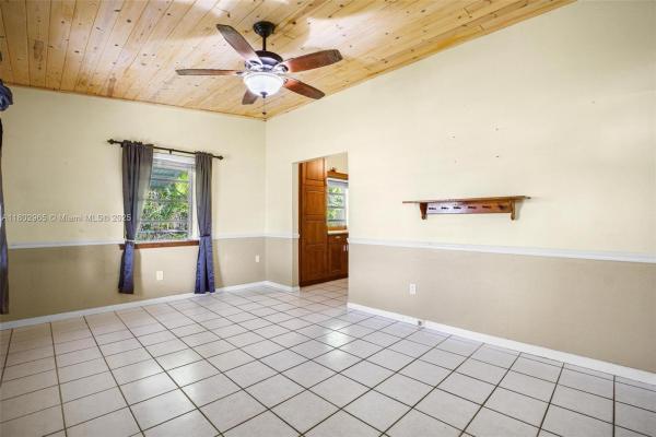 631 NE 12th St, Homestead, Florida 33030, image 3