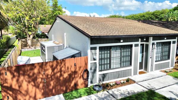 Cindis Place, 13550 SW 102nd Ln, The Crossings, Florida 33186, image 3