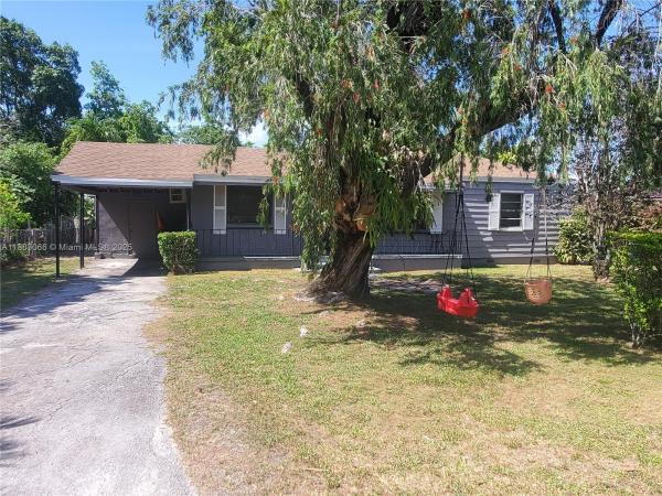 University Manor, 5855 SW 61st St, South Miami, Florida 33143, image 3