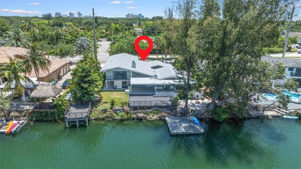7521 SW 56 St, Unincorporated Dade County, Florida 33155, image 1