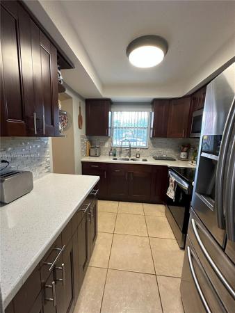 Ramblewood, 13707 Kendale Lakes Cir #110, Kendale Lakes, Florida 33183, image 3
