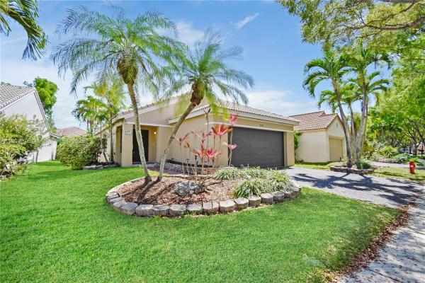 Mahogany Ridge, 4454 Mahogany Ridge Dr, Weston, Florida 33331, image 1