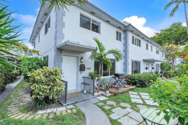 Treasure Park, 1884 Galleon St #1, North Bay Village, Florida 33141, image 1