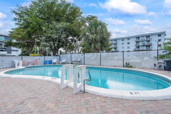 Treasure Park, 1884 Galleon St #1, North Bay Village, Florida 33141, image 3