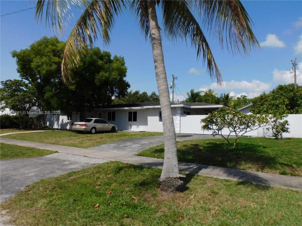 Palmetto Country Club Estates, 16020 SW 98th Ct, Palmetto Estates, Florida 33157, image 3