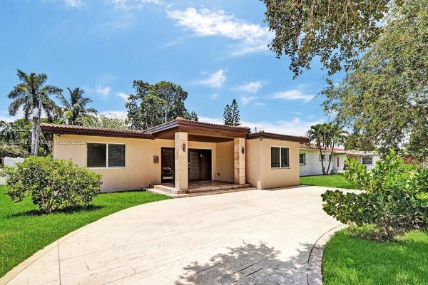 Sunny Acres, 1318 Washington St, Hollywood, Florida 33019, image 1