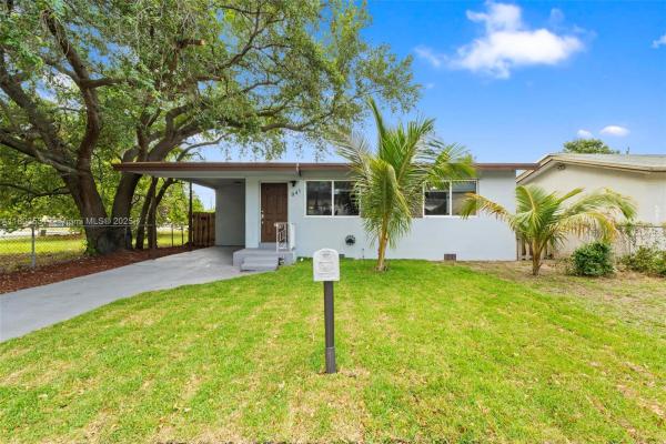 941 NW 76th St, Miami, Florida 33150, image 1