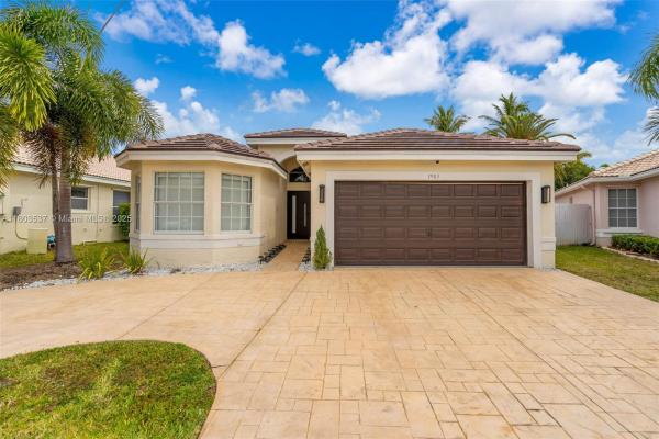 Silver Lakes, 1903 SW 180th Ter, Miramar, Florida 33029, image 1