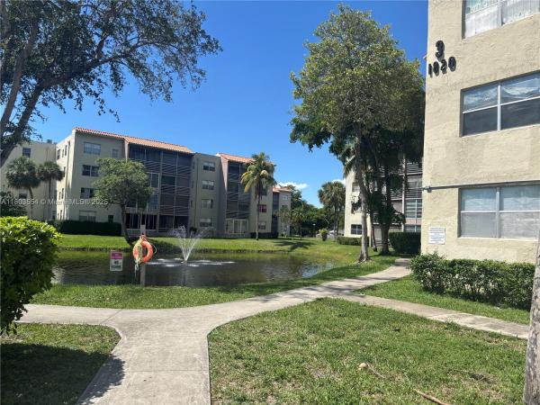 Courtyards Of Broward, 1820 N Lauderdale Ave #3310, Tamarac, Florida 33068, image 2