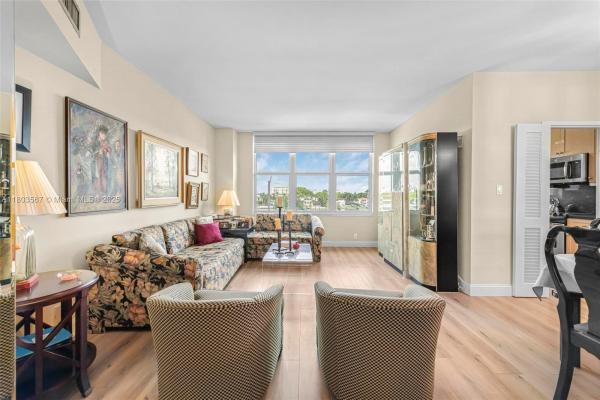 Mimosa, 4747 Collins Ave #303, Miami Beach, Florida 33140, image 1