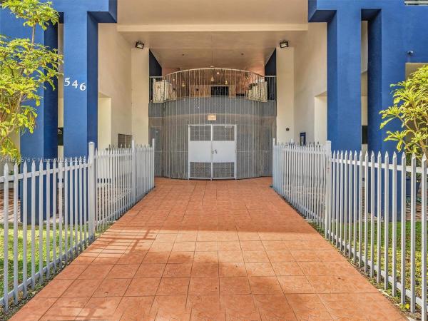 RioPlaza, 546 SW 1st St #505, Miami, Florida 33130, image 3